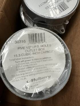 Mulberry 30316 10x 4 Inch Round Weatherproof 5 1/2 Ips Holes Outlets