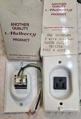 15-125v Mulberry 40582 2 Vintage Clock Oulets 3 Wire U-ground Part# Nos