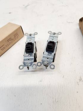 1815dmo Pass And Seymour 1815-d Vtg. Lot Of 2 Brown Single Pole Momentary Contact Switch