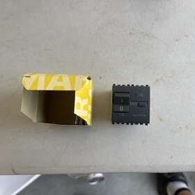 20411.10 Vimar - Eikon 1p N C10 10ma 2 Module Ip40 Rcbo Circuit Breaker 120-230v