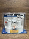Thomas Betts CS228WH Red Dot Contemporary Floodlight Kit White-new. Fixed Price $75.00.