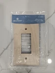 20908 Brainerd Light Wood Square Single Decorator 64668. Fixed Price $8.95.