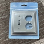 Brainerd Studio Metal Wall Plate Single Switch Duplex Brushed Satin Nickel 64171. Fixed Price $10.00.