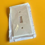 Leviton 013-82001 Duplex Receptacle Wall Plate Cover White 10 Units. Fixed Price $19.95.