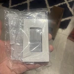 Leviton 1-GANG Decora Plus Screwless Wall Plate, 80301-SW, White Pack Of 15. Fixed Price $35.00.