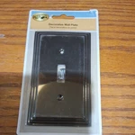 Hampton Bay 1 Toggle Wall Plate Tiered Steps Aged Bronze Cast #84TVBHB - New. Fixed Price $9.50.
