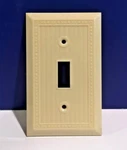 Ivory Sierra Vintage 1-GANG Toggle Light Switch Wall Plate Ribs Leviton New A-p. Fixed Price $6.95.