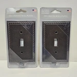 2X Weybridge Oil Rubbed Bronze Cast Metal Single Toggle Wall Plate MWP2502-070M. Fixed Price $9.97.
