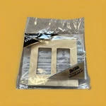 Leviton 80309-I Ivory 2-GANG Decora/decorator Screwless 10 Units. Fixed Price $51.00.